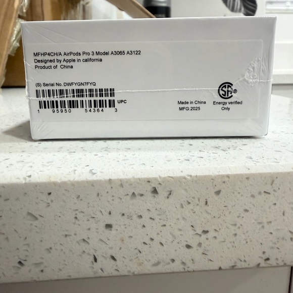 AirPods Pro 3 - Picture 8 of 8